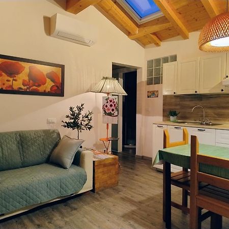 Casa Vacanza L'Ulivo Альбенга Экстерьер фото